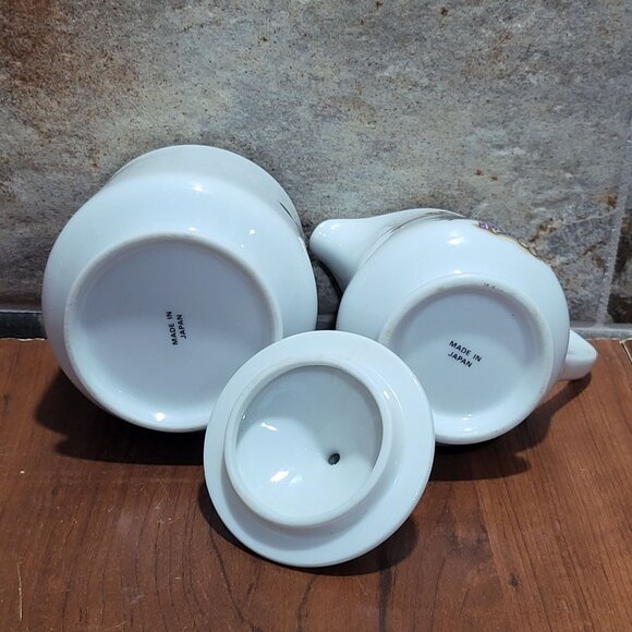 Christmas Tree & Ribbon Covered Sugar Bowl & Creamer Japan - Picture 6 of 13